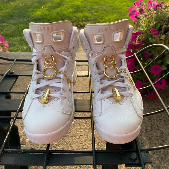 Jordan Shoes - Jordan Gold Hoop, Women’s Size 8